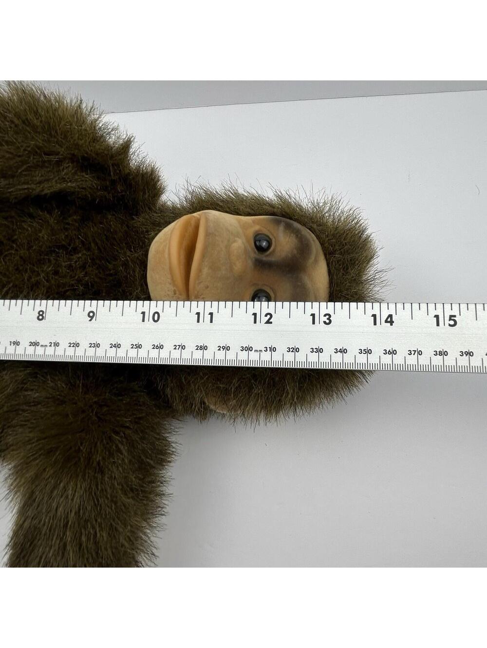 Hosung Realistic Baby Monkey Hand Puppet 1994 Chimp Plush Retro Toy Squeaks A15 - Picture 11 of 13